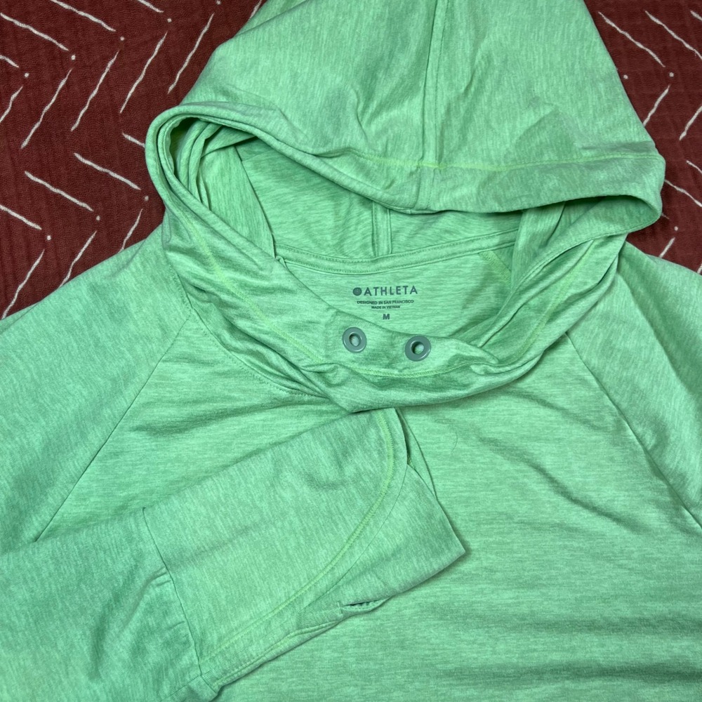 Athleta Light Green Hoodie Long Sleeve Snap Neck Tunic‎ Top M